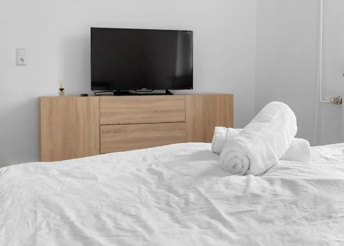 Walnut Tree Bergisch Gladbach